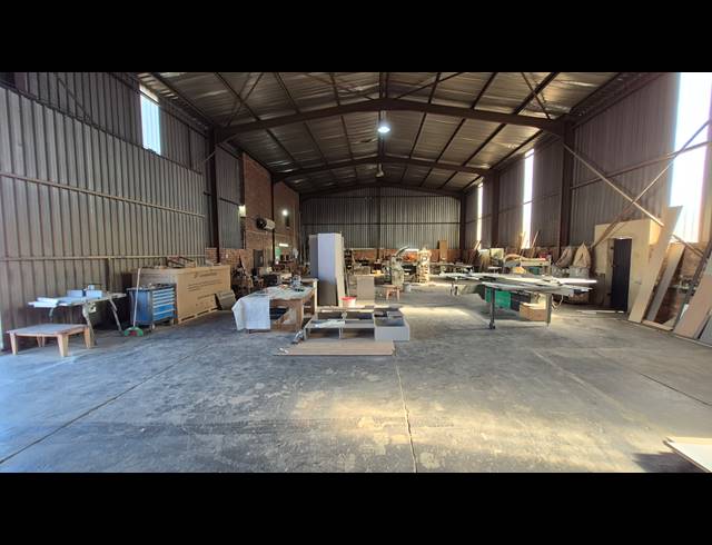 430M² FACTORY FOR SALE IN APEX